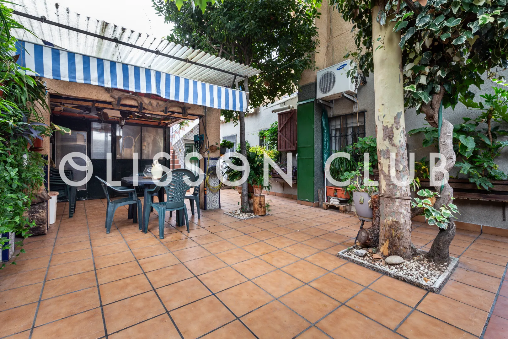 Magnífico chalet individual con piscina