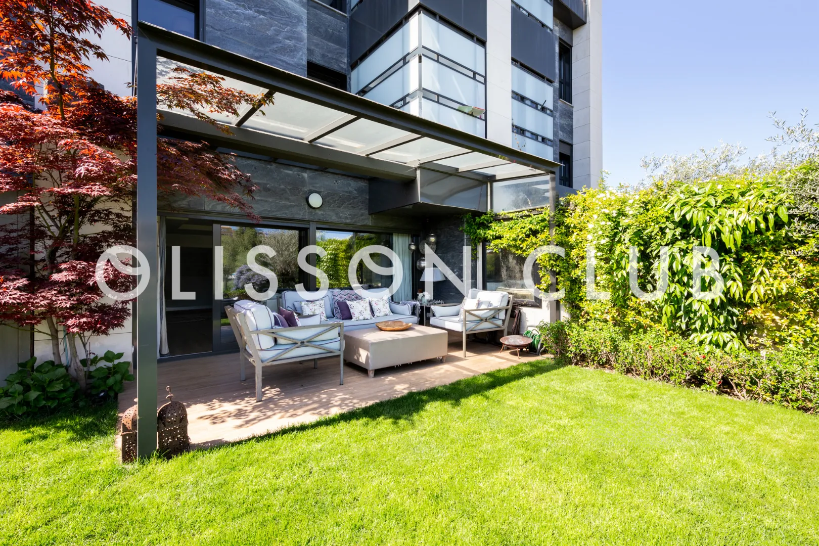 Magnífico piso en urbanización 