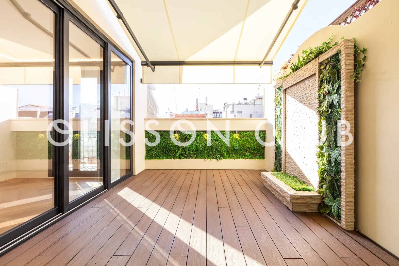 Terraza a pocos pasos del Retiro