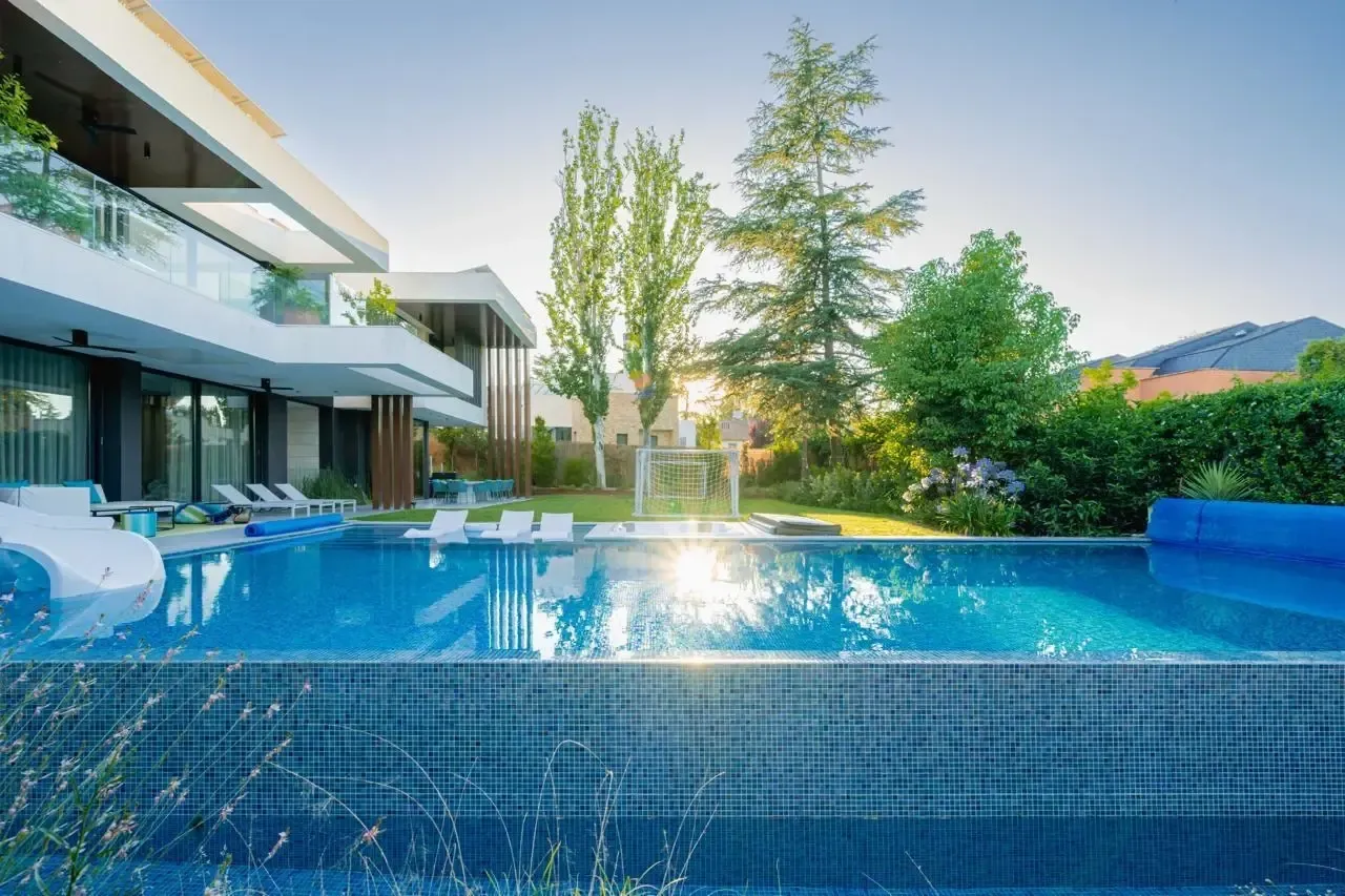 Magnificent villa with pool and spectacular plot in Conde Orgaz