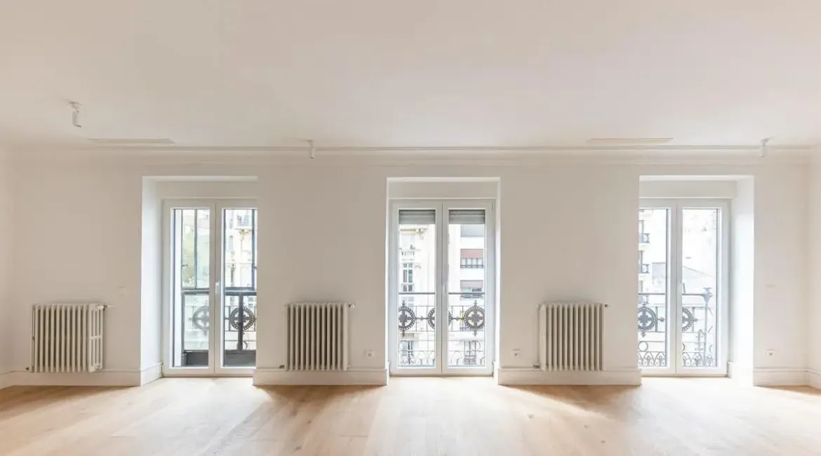 Excelente ubicacion con vistas despejadas y muy luminoso.