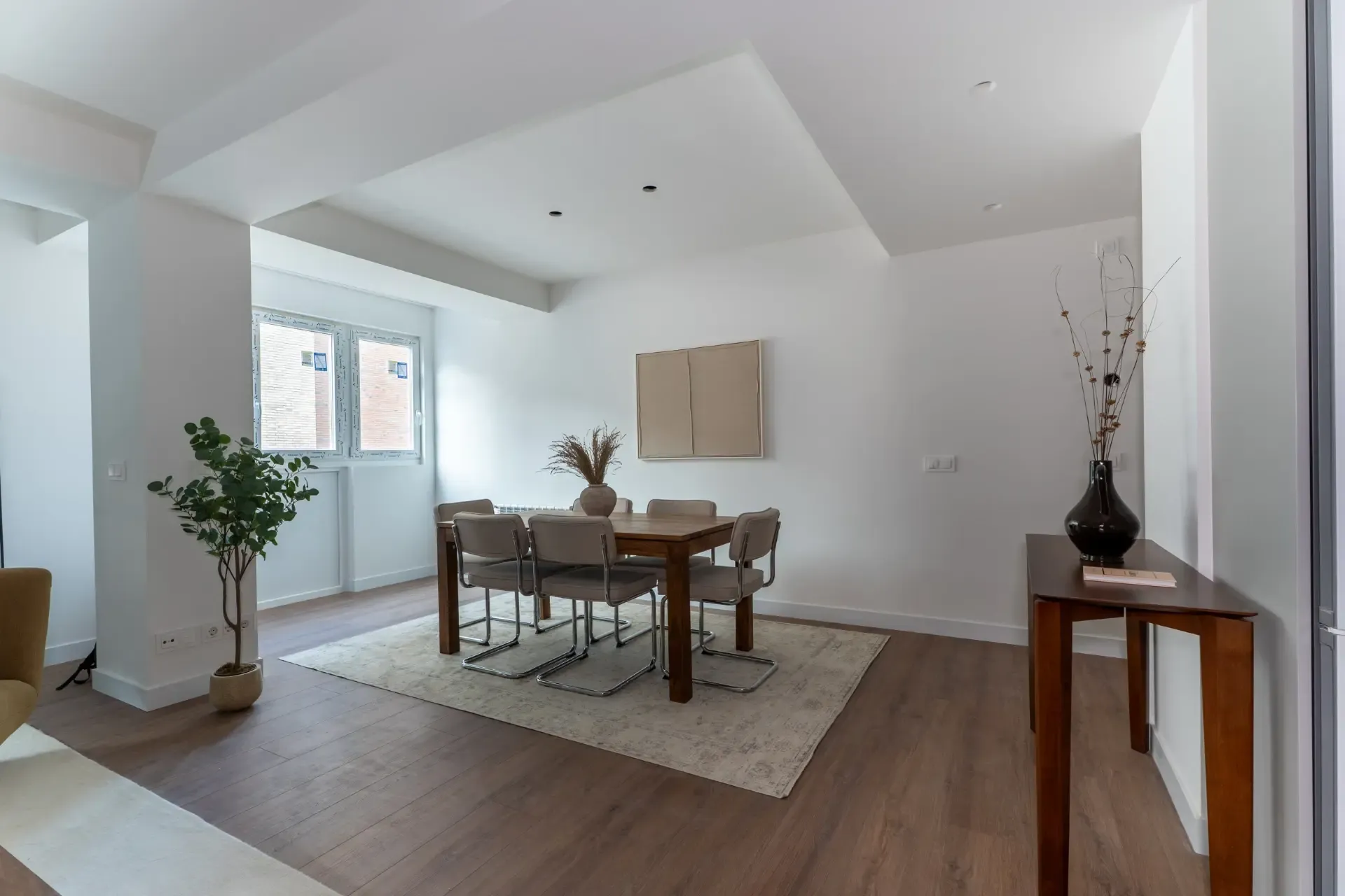 Maravilloso piso totalmente reformado a estrenar en el Corazón de Tetuan