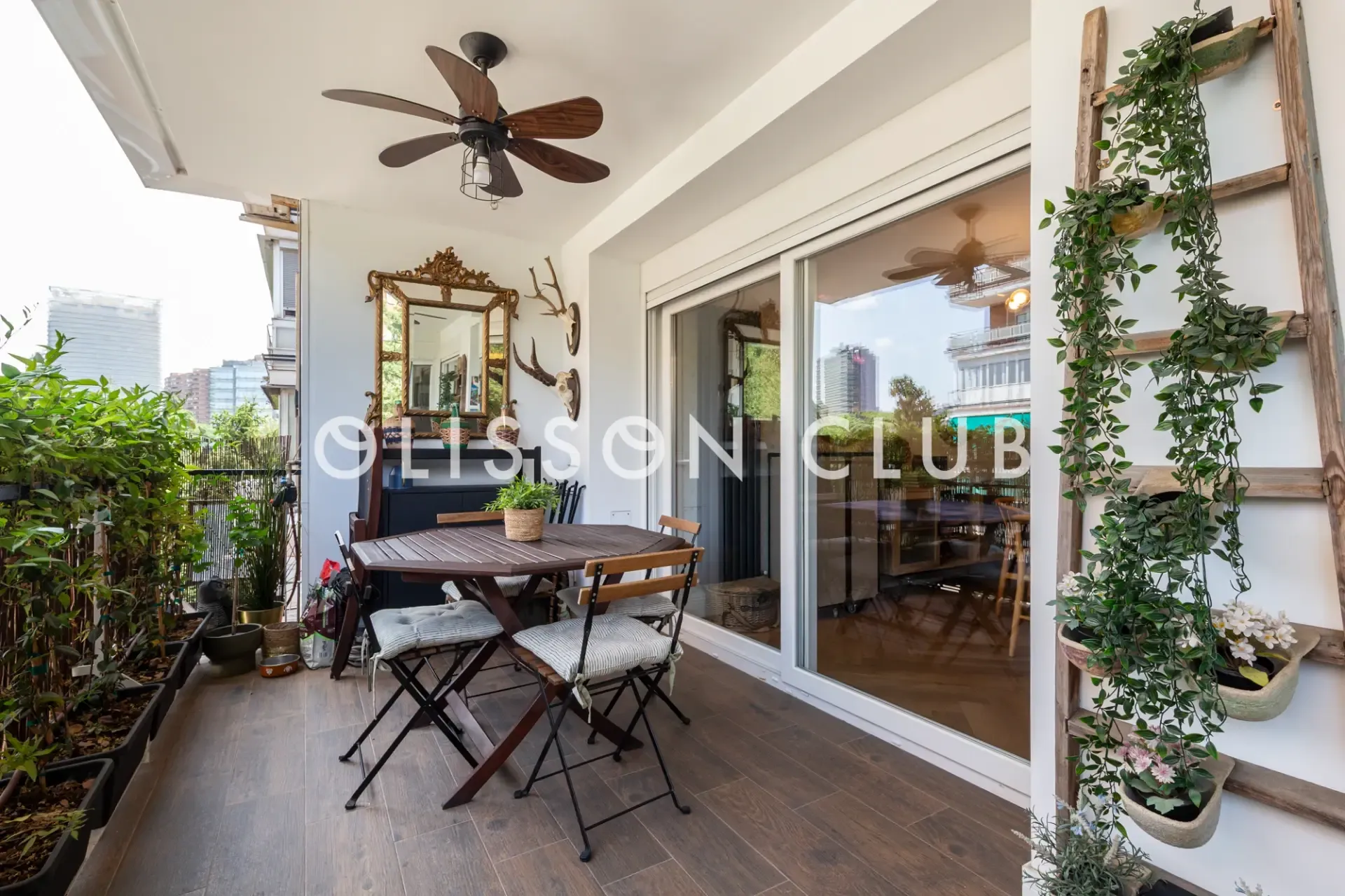 Piso reformado con terraza en Guindalera 