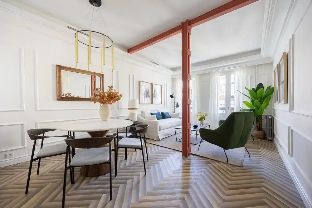 Maravilloso piso totalmente reformado a estrenar en el Corazón de Almagro