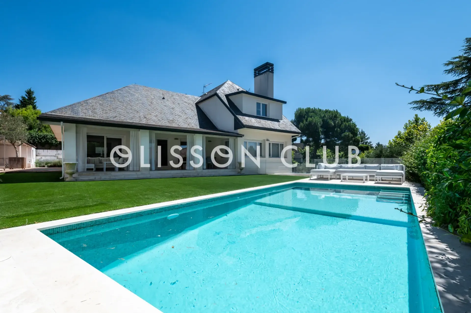 Exclusive luxury villa in Parque Conde de Orgaz