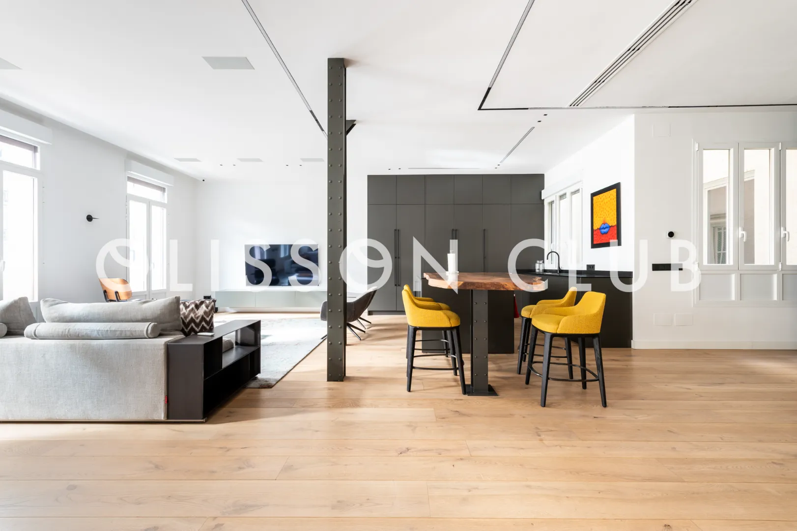 Exclusivo piso reformado a dos pasos del Retiro