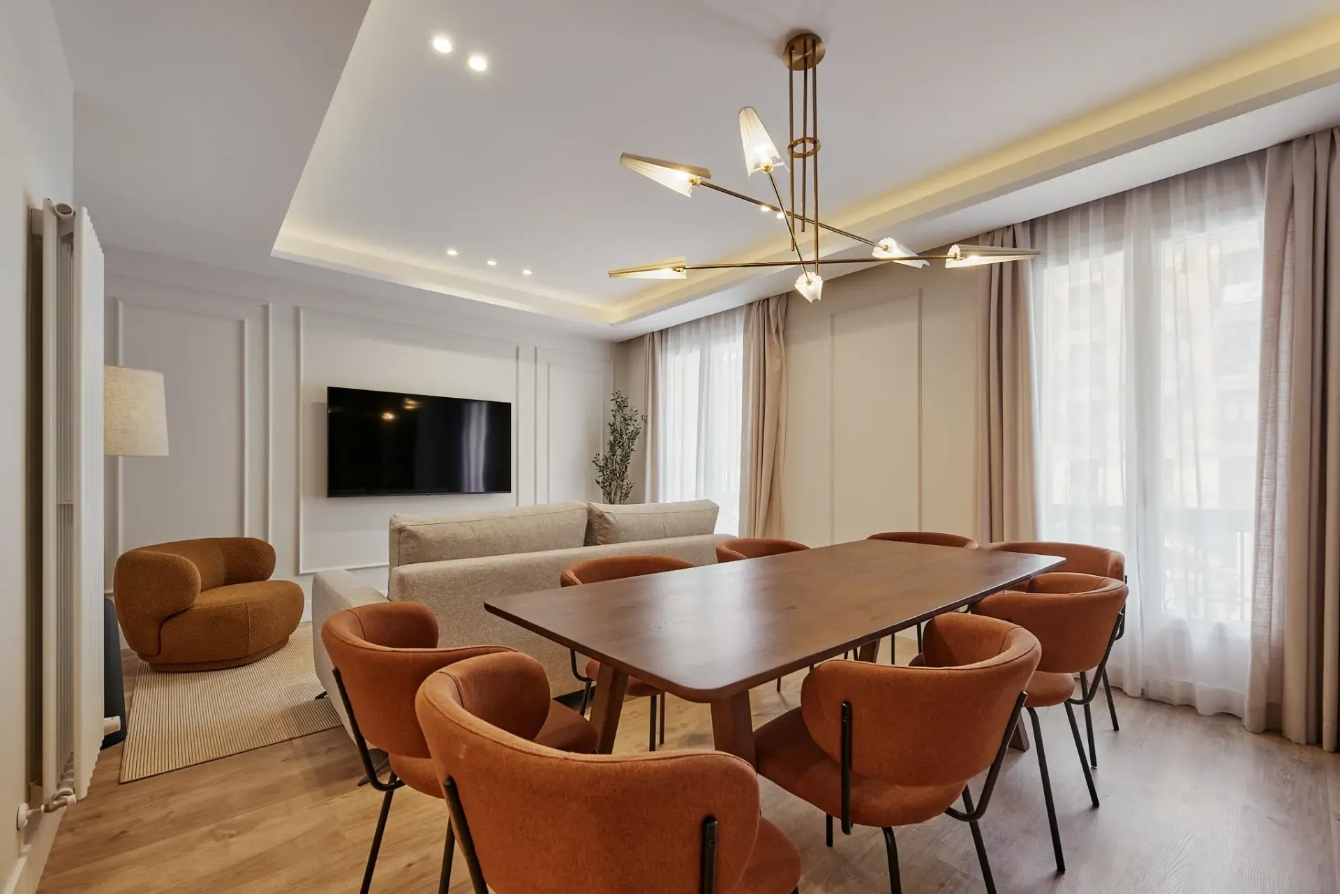 Elegance and Light in Recoletos