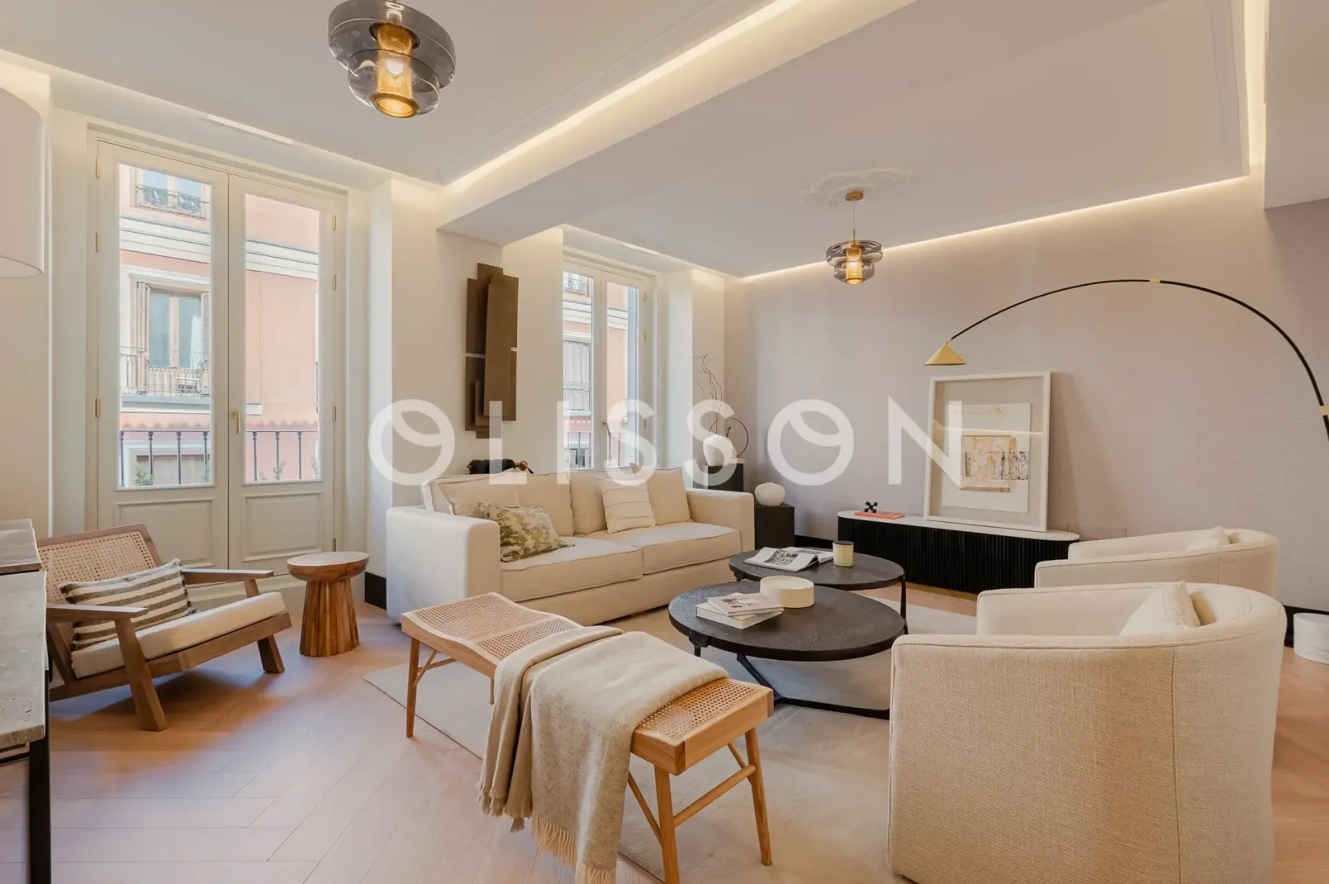 Espectacular piso reformado con las más altas calidades en edificio clásico