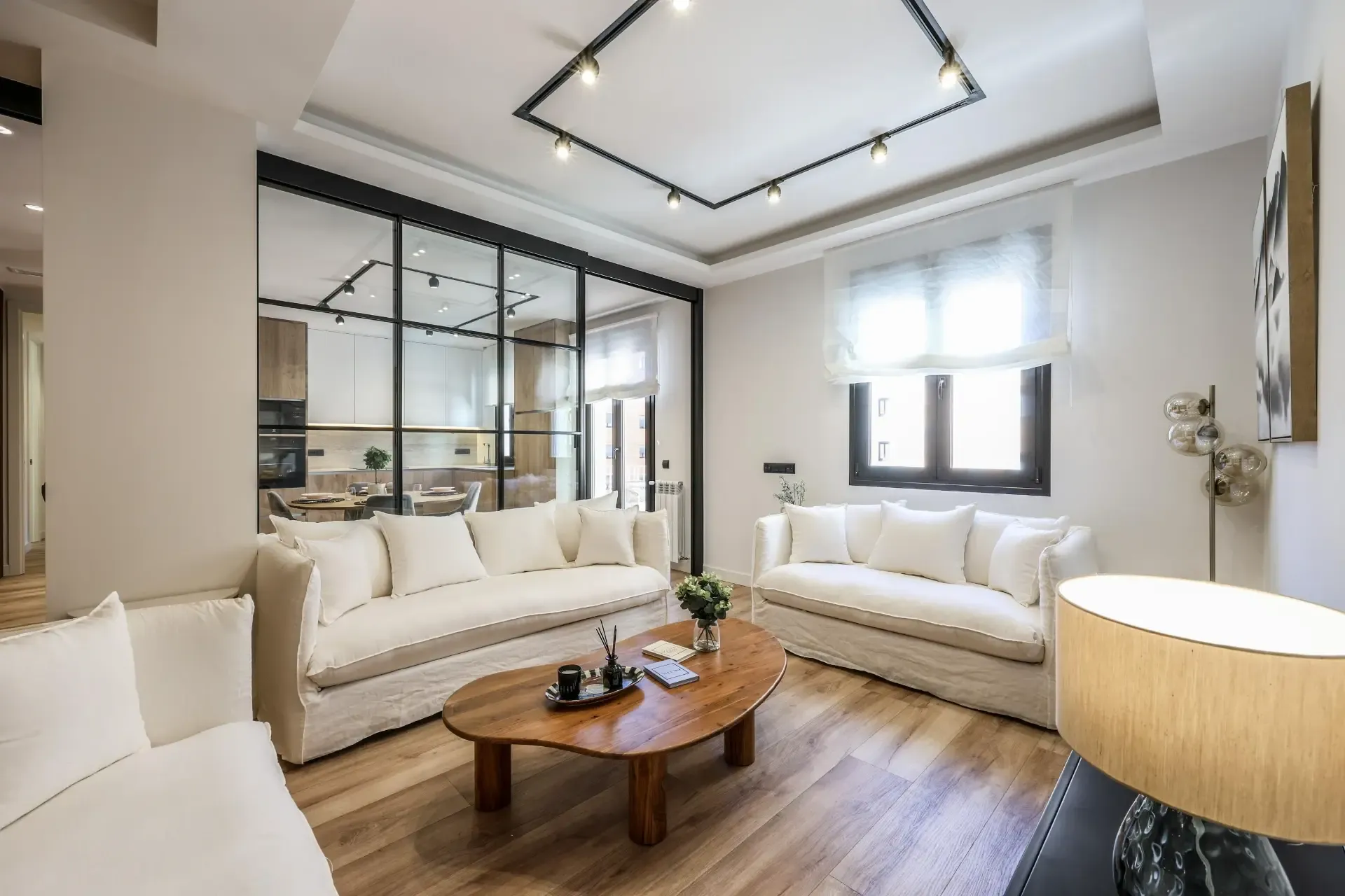 Luz, terraza y garaje en el Barrio de Salamanca