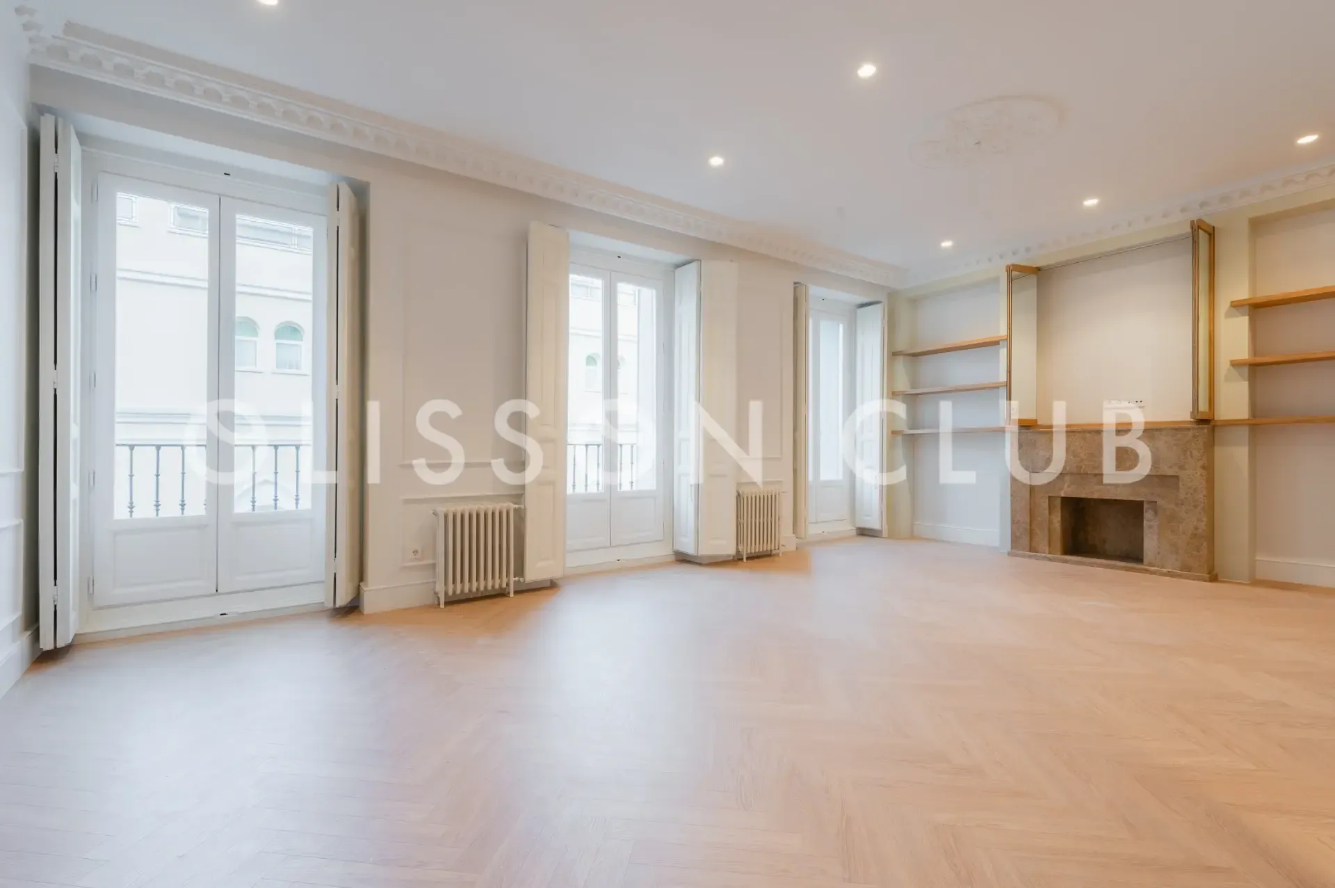 Vivienda de lujo totalmente reformada, en un edificio clásico del barrio Justicia.