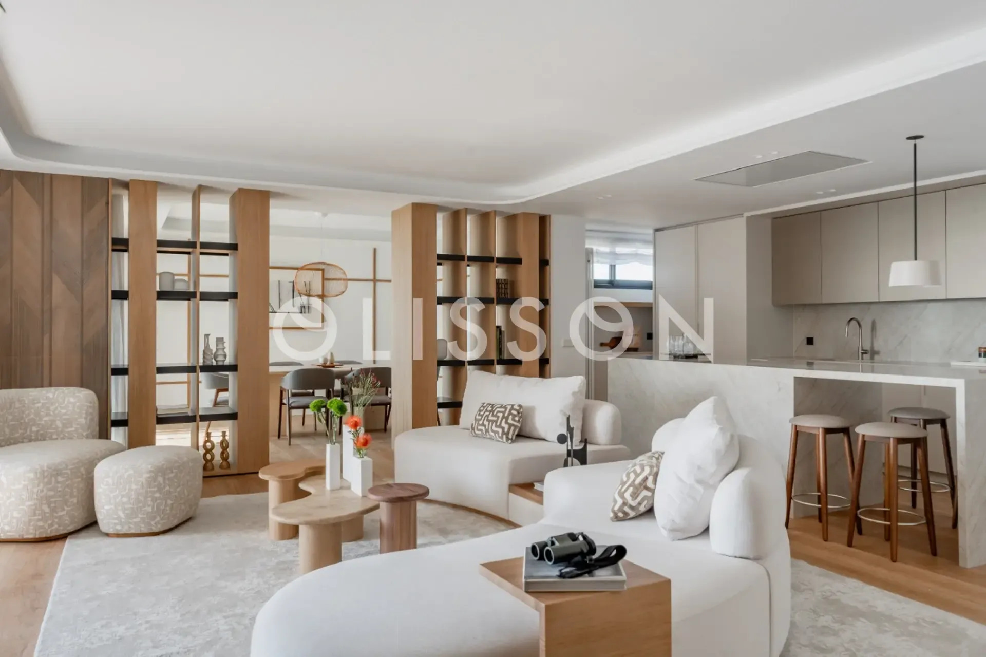 Ático exclusivo con vistas al Retiro y diseño de lujo.