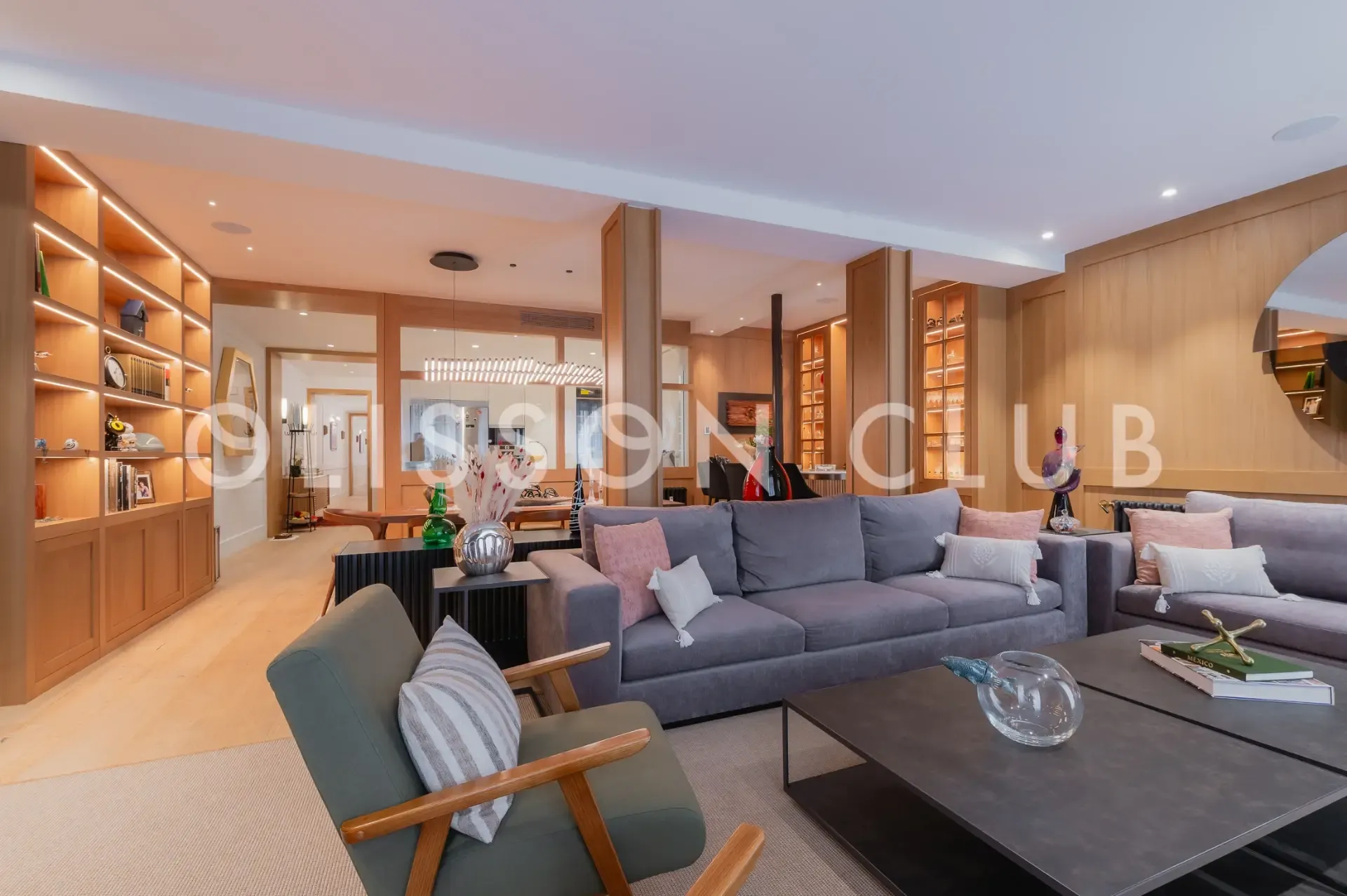 Spectacular renovated apartment in Salamanca