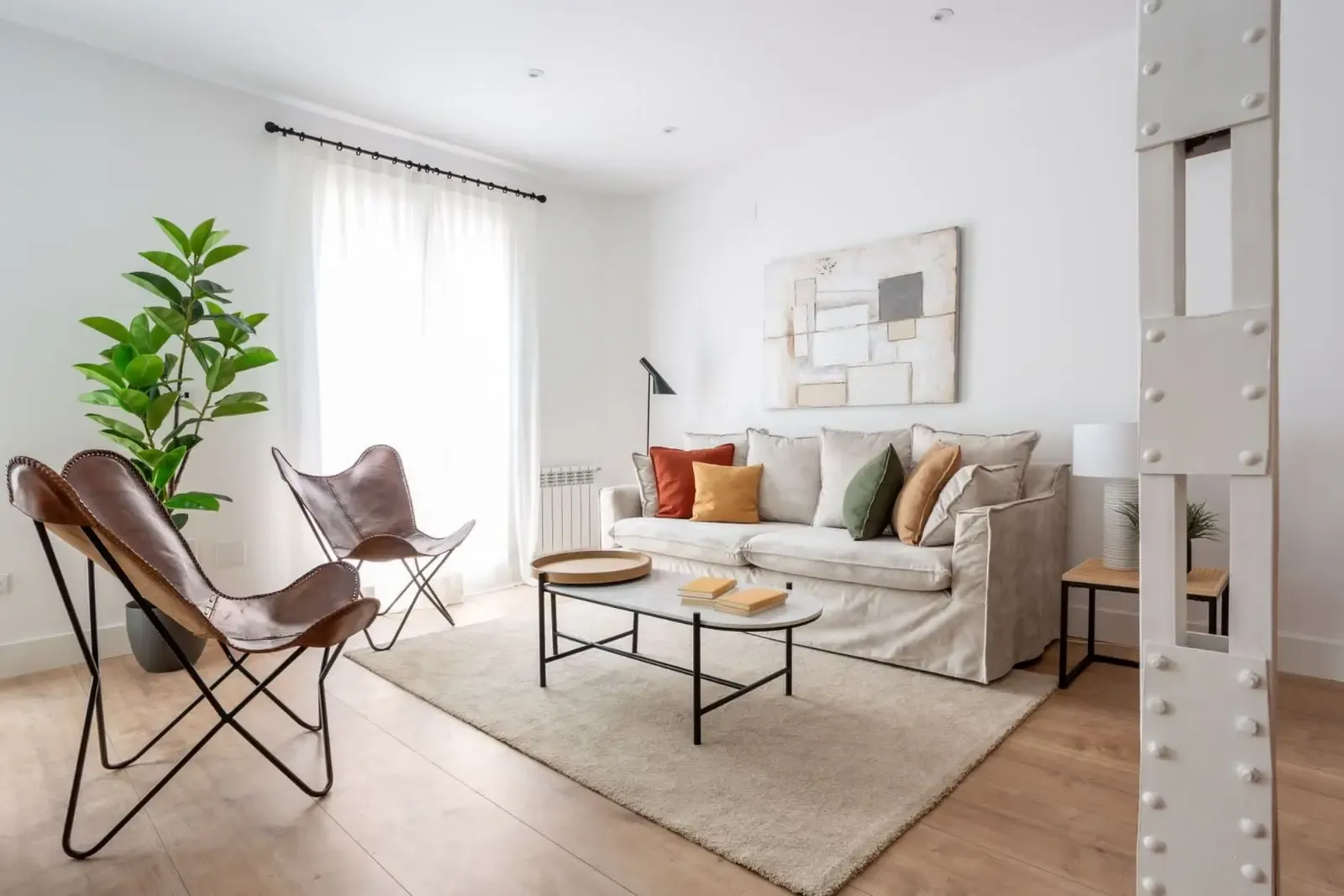 Vivir al sol: ático reformado con gran terraza y amplias estancias