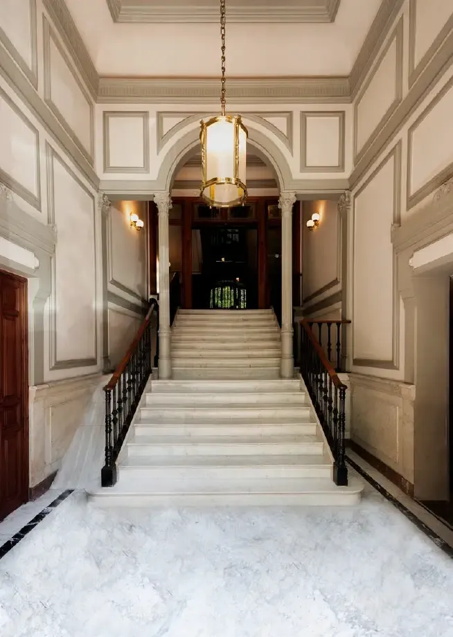 Espectacular ático en finca señorial en Jerónimos