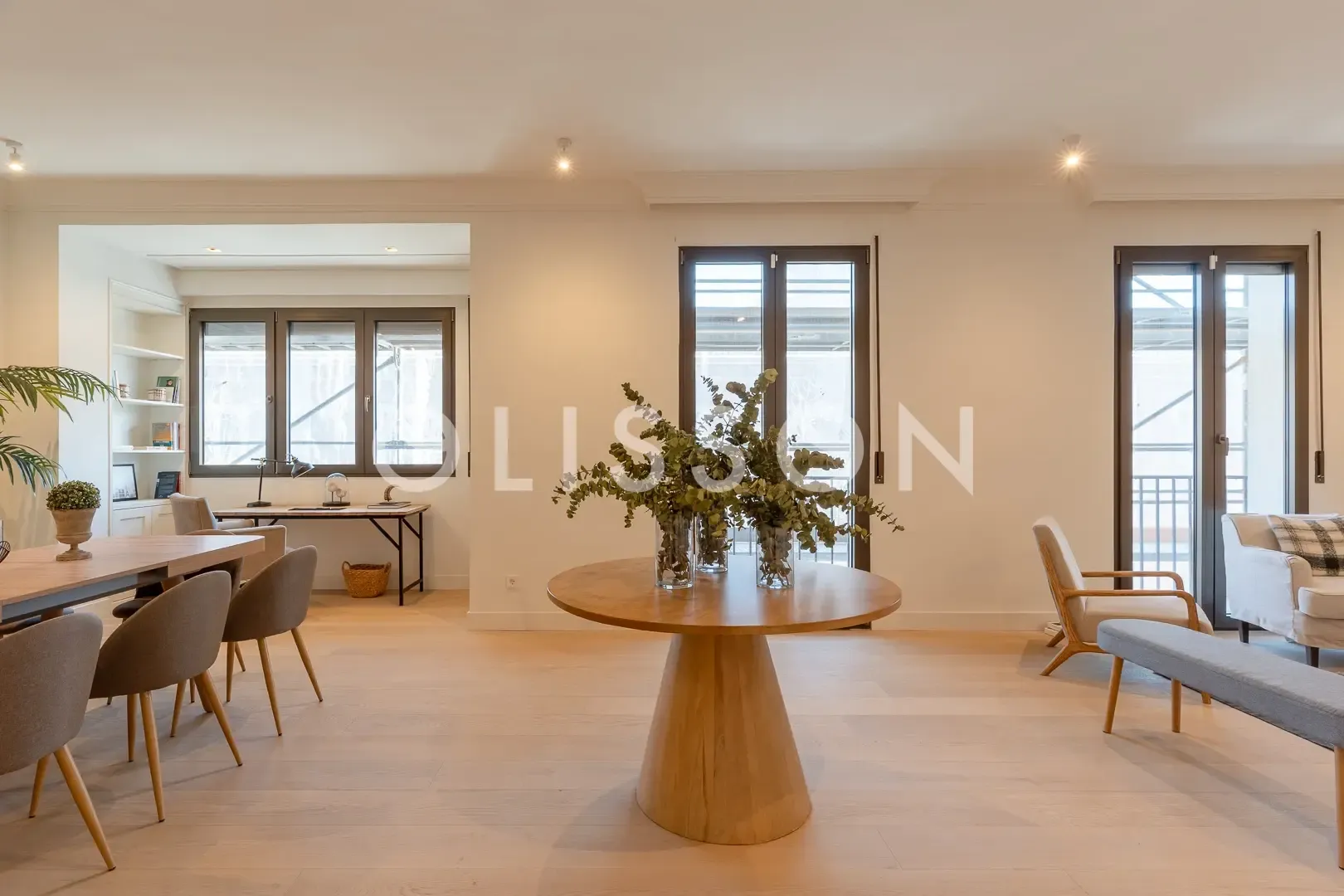 Una vivienda luminosa y sofisticada en uno de los barrios más elegantes de Madrid