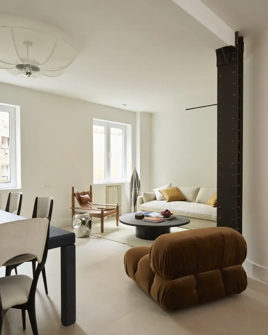 Espectacular piso reformado con terraza privada de 20 m² y 3 huecos a la calle