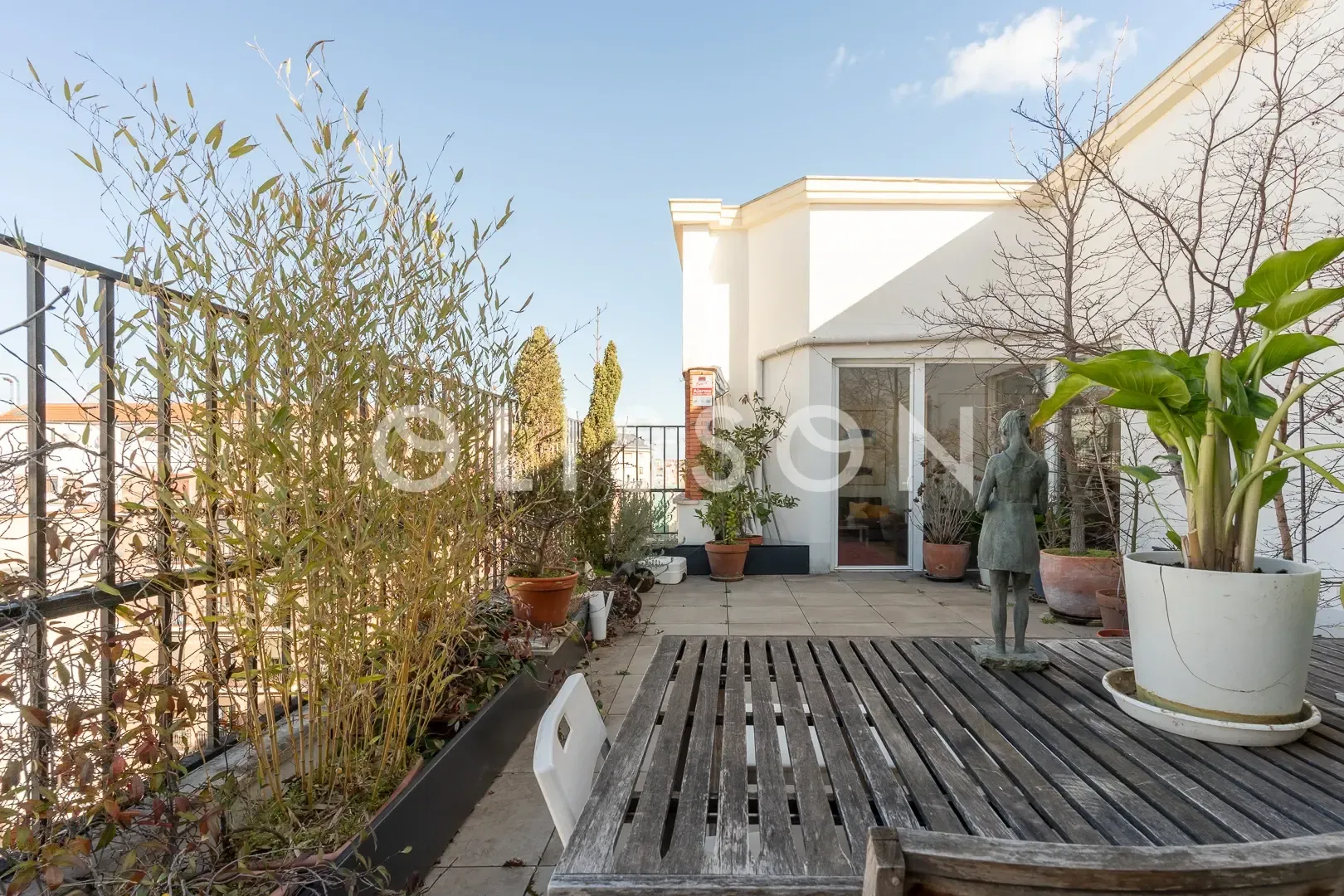 Exclusivo ático con amplia terraza en el Barrio de Salamanca