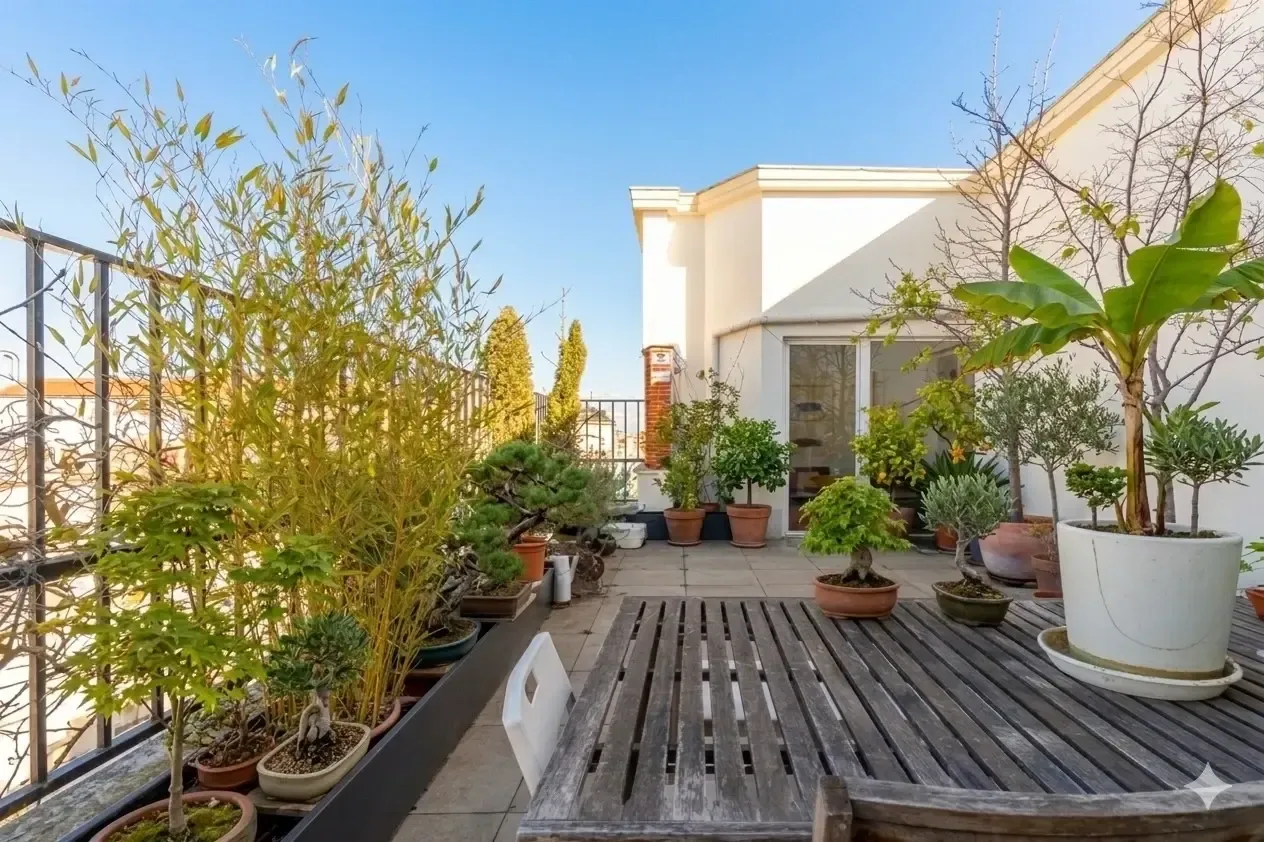 Exclusivo ático con amplia terraza en el Barrio de Salamanca