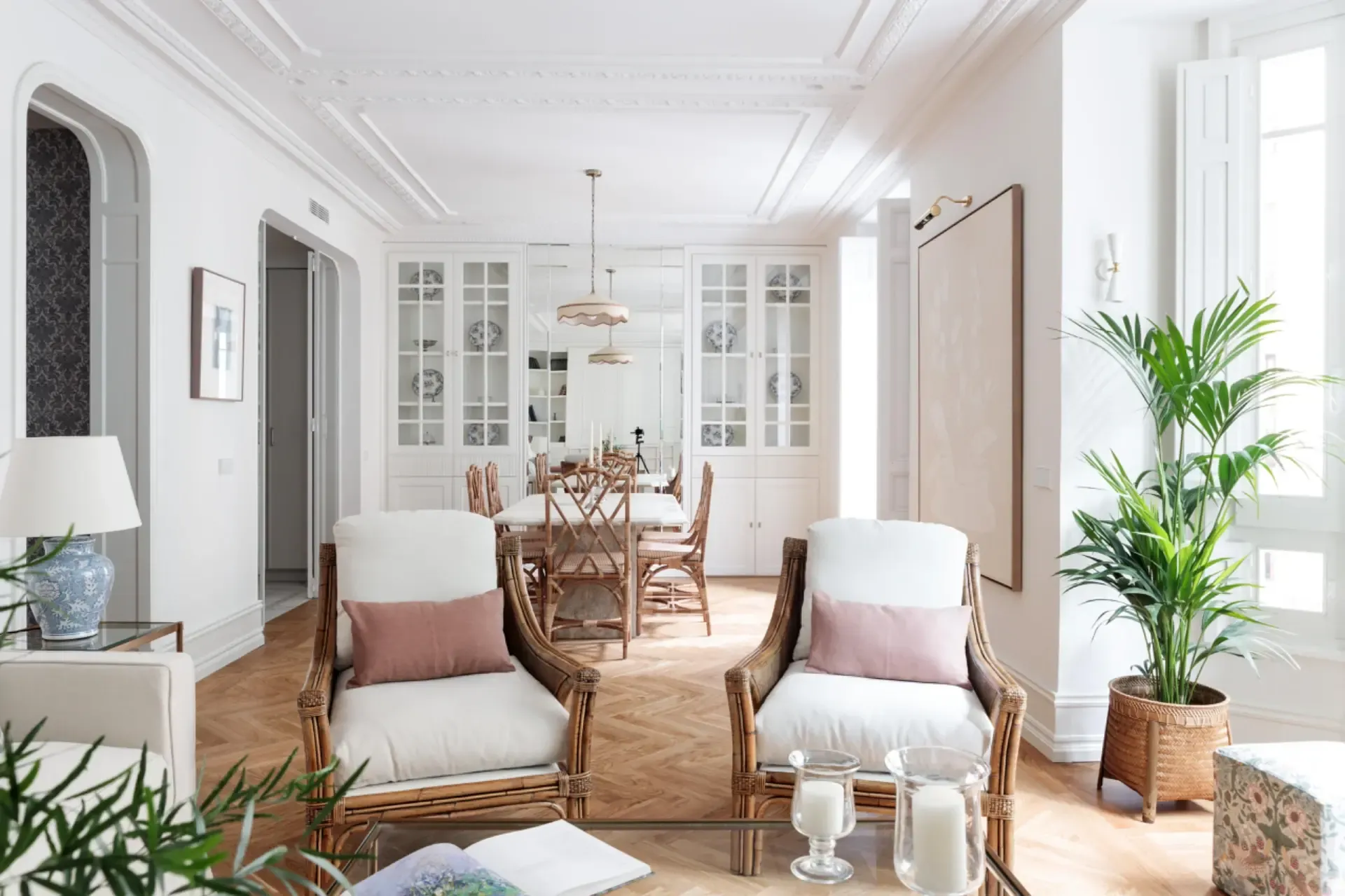 Elegancia clásica y reforma de lujo en una de las mejores calles de Almagro