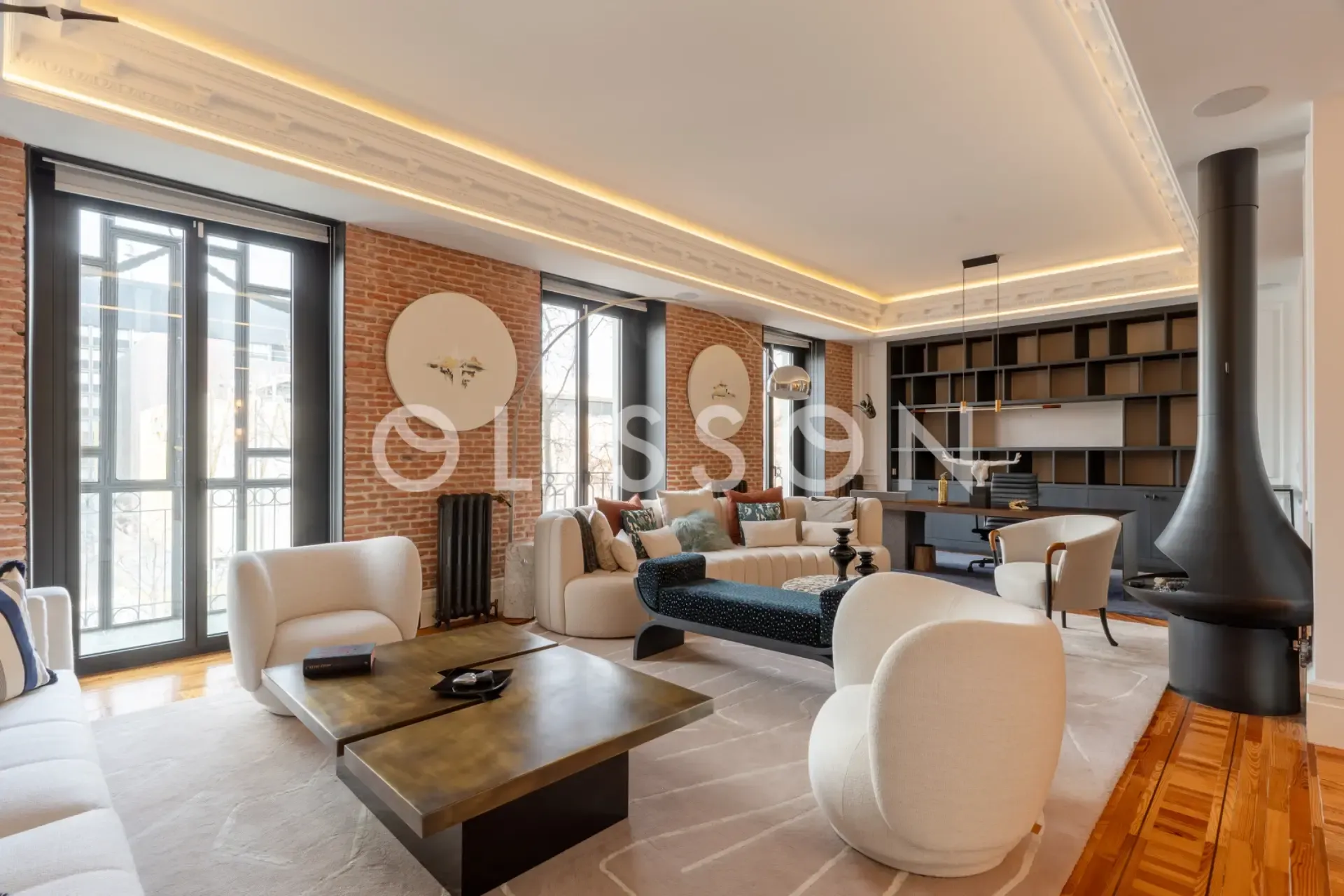 Residencia exterior de 300 m² con techos de 3,17 m en la Milla de Oro