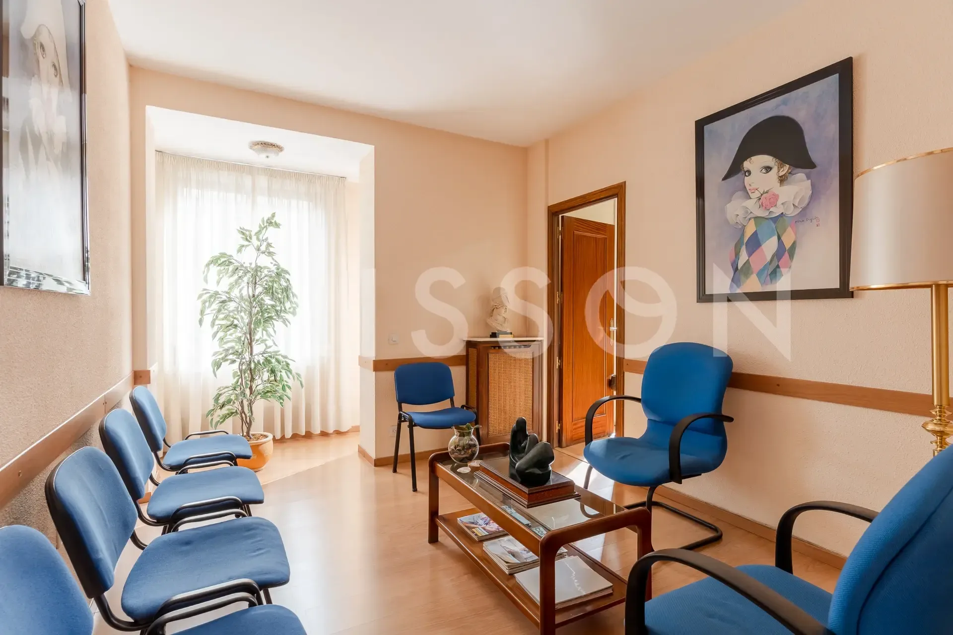 Elegante vivienda luminosa con gran potencial en Goya