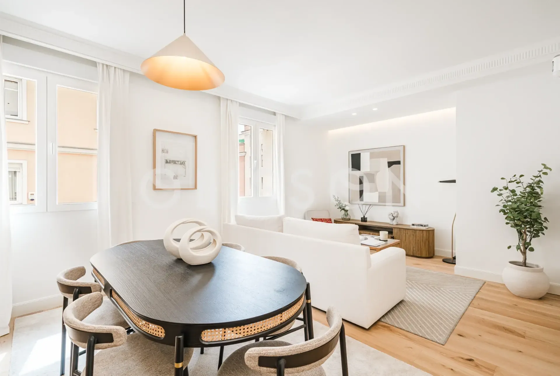 Espectacular piso de autor reformado con altas calidades