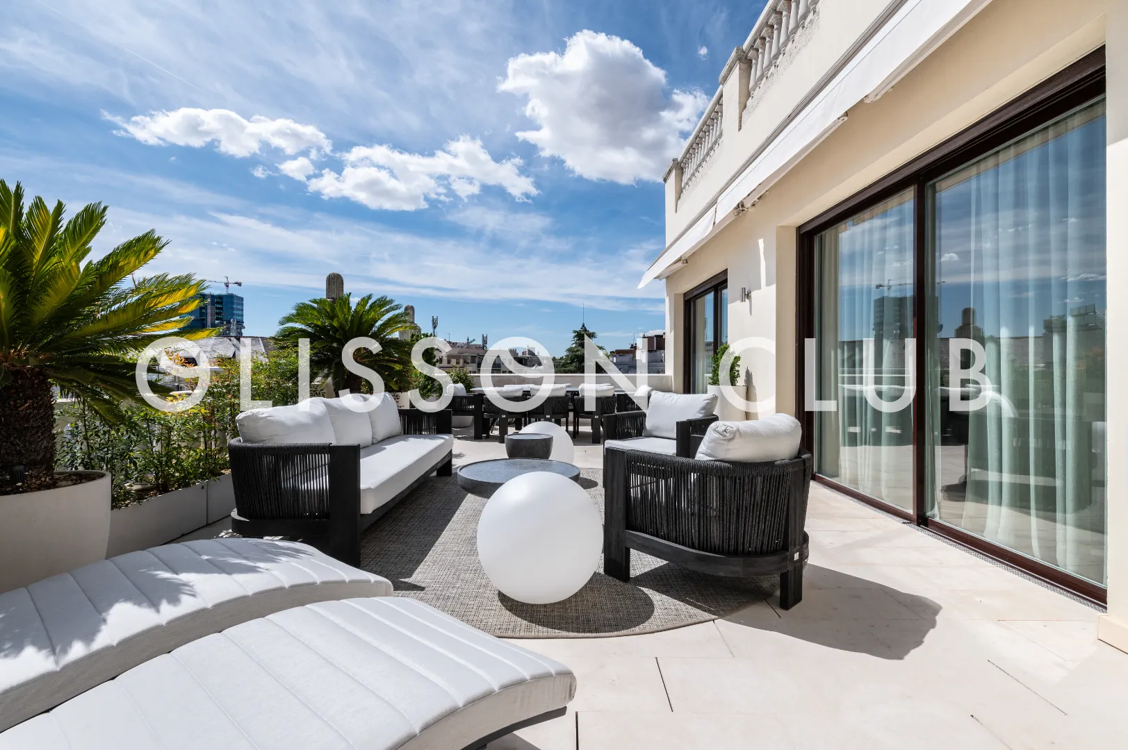 Maravilloso ático con terraza de 50 m2